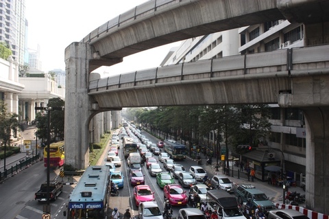 bangkok-traffic-garyson-plaza