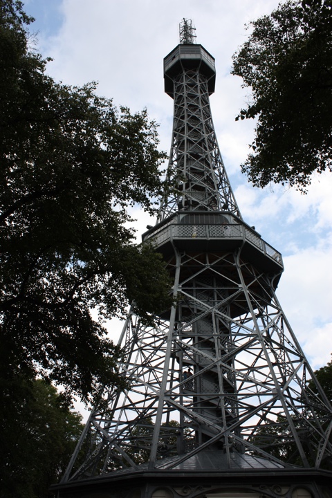 prague-eiffel-tour