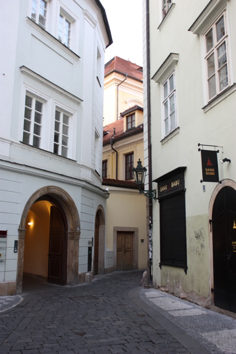 prague-old-city-streets